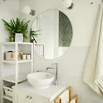 White Lotus Apartment Rome