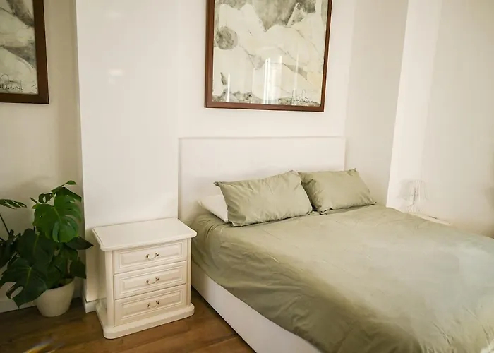 White Lotus Apartment