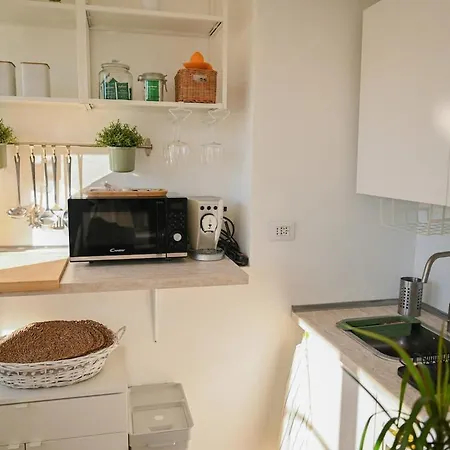 White Lotus Apartment Rome